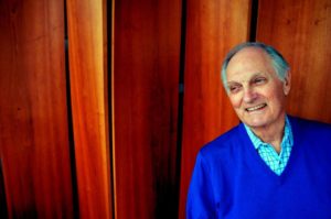 Alan Alda photo